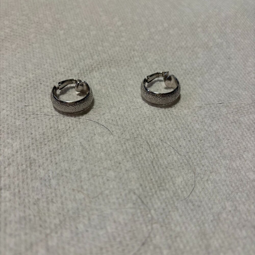 L.H. Segal California clip earrings silver tone textured goops